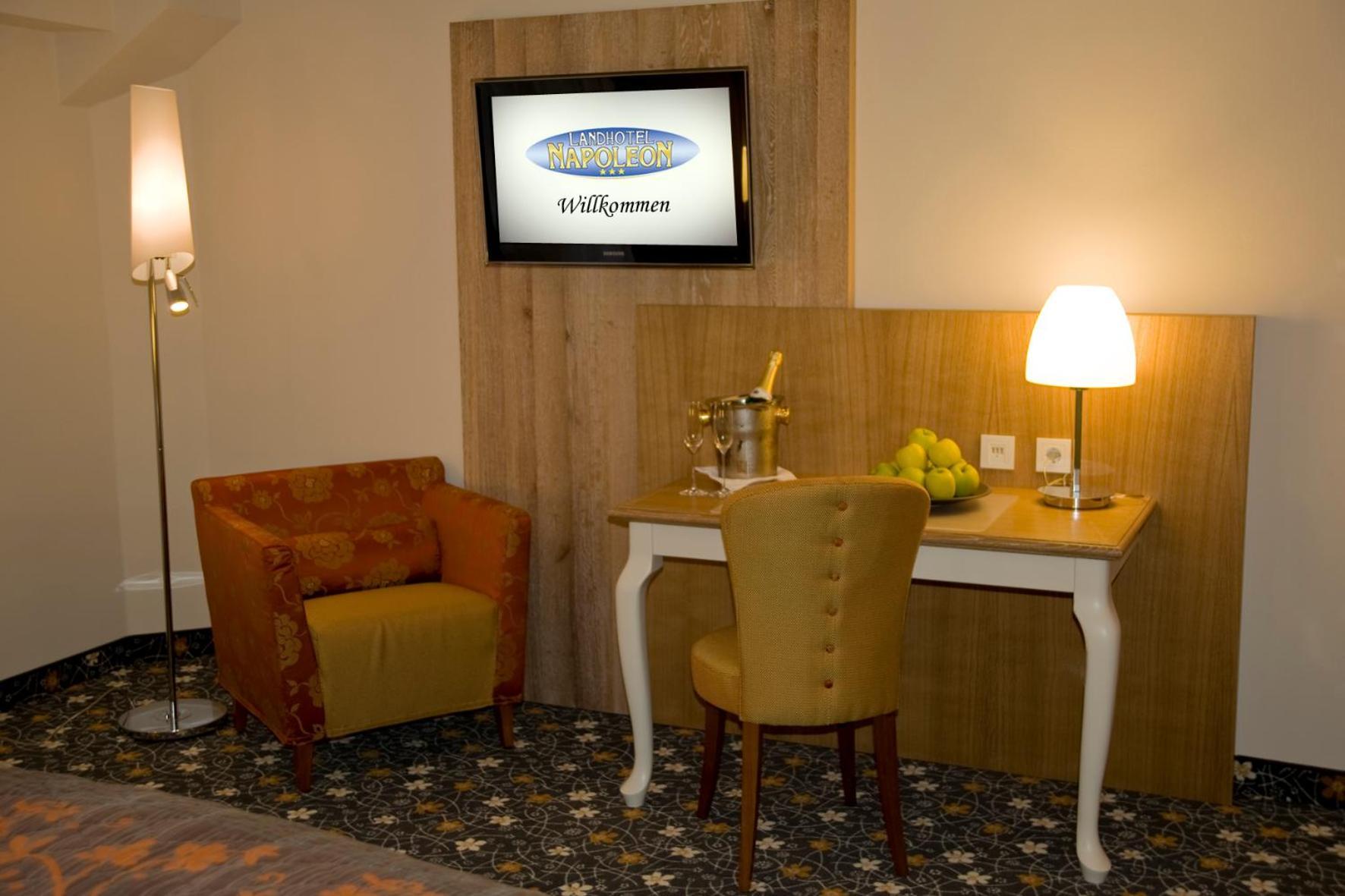 Wipperfürth Landhotel Napoleon מראה חיצוני תמונה